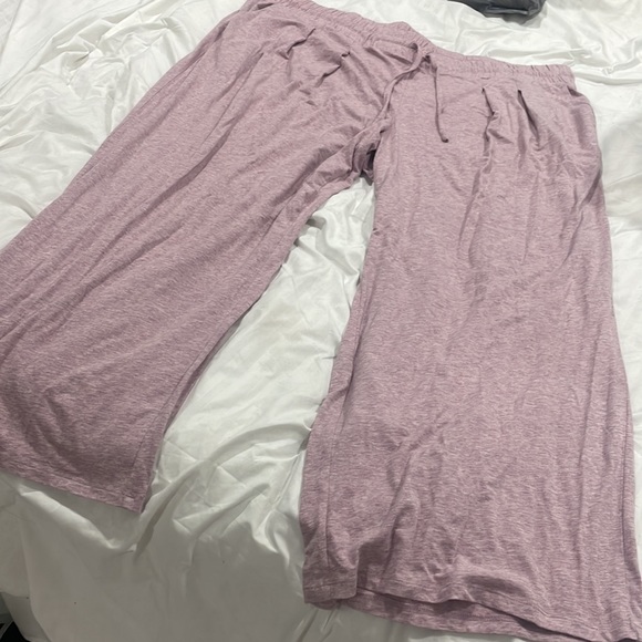 Plus size pants - Picture 2 of 2